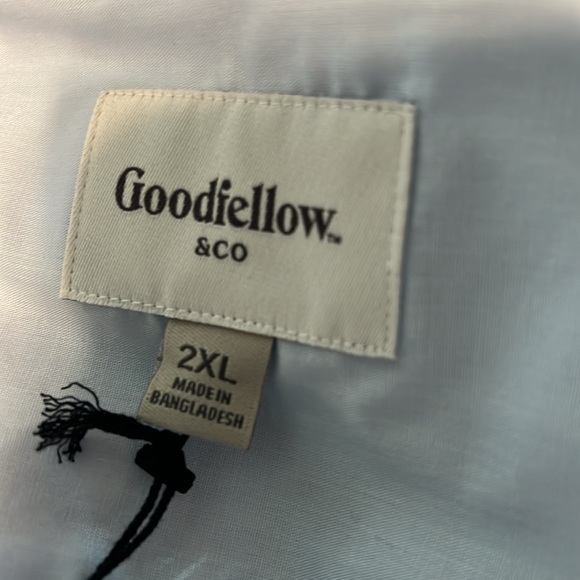 Men’s button up blue dress shirt. - Picture 3 of 5